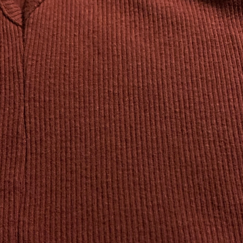 Small burgundy/dark red cute short sleeve with a cool twist